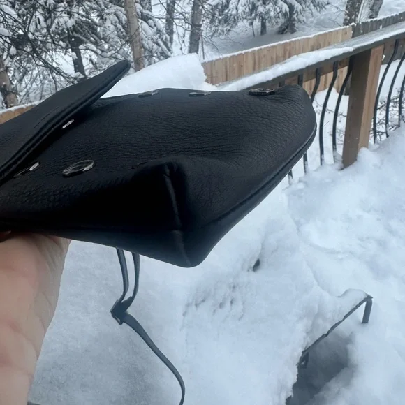 Hammitt VIP Mobile Black Leather Crossbody Bag - Picture 5 of 15